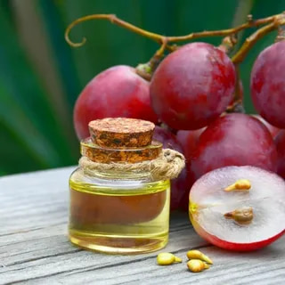 تصویر 3 از خرید روغن گیاهی هسته انگور + قیمت فروش استثنایی